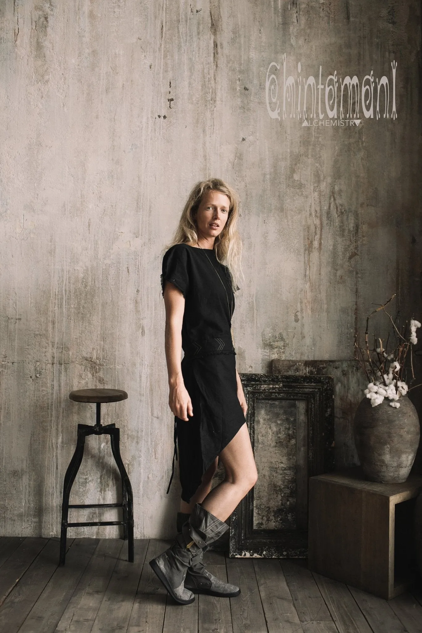 Assymetric Midi Dress / Black