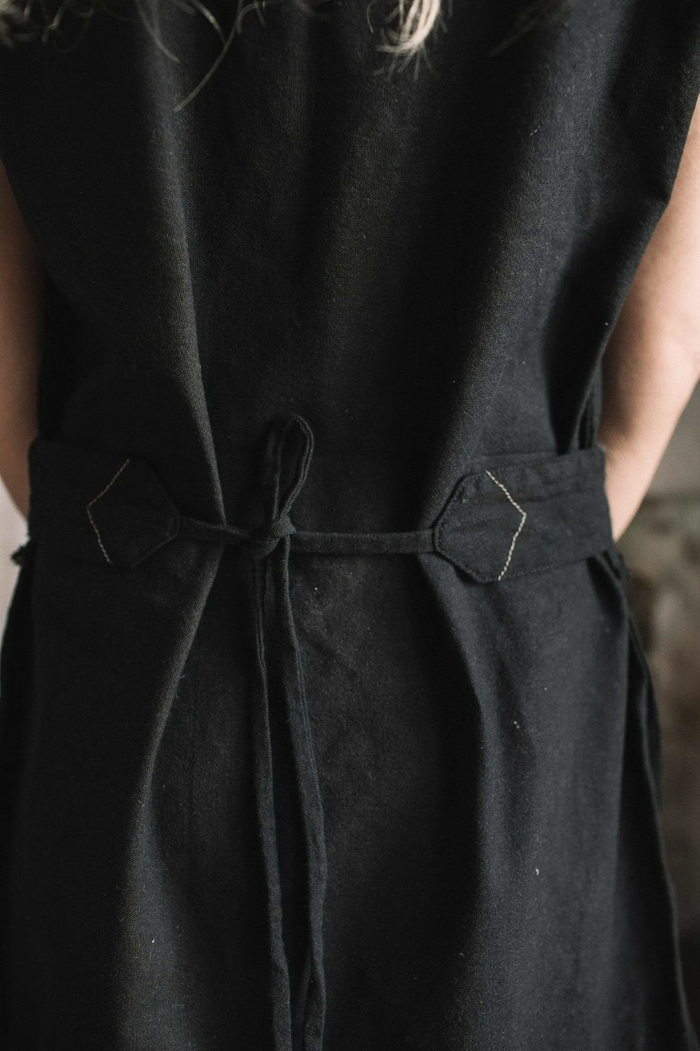 Assymetric Midi Dress / Black