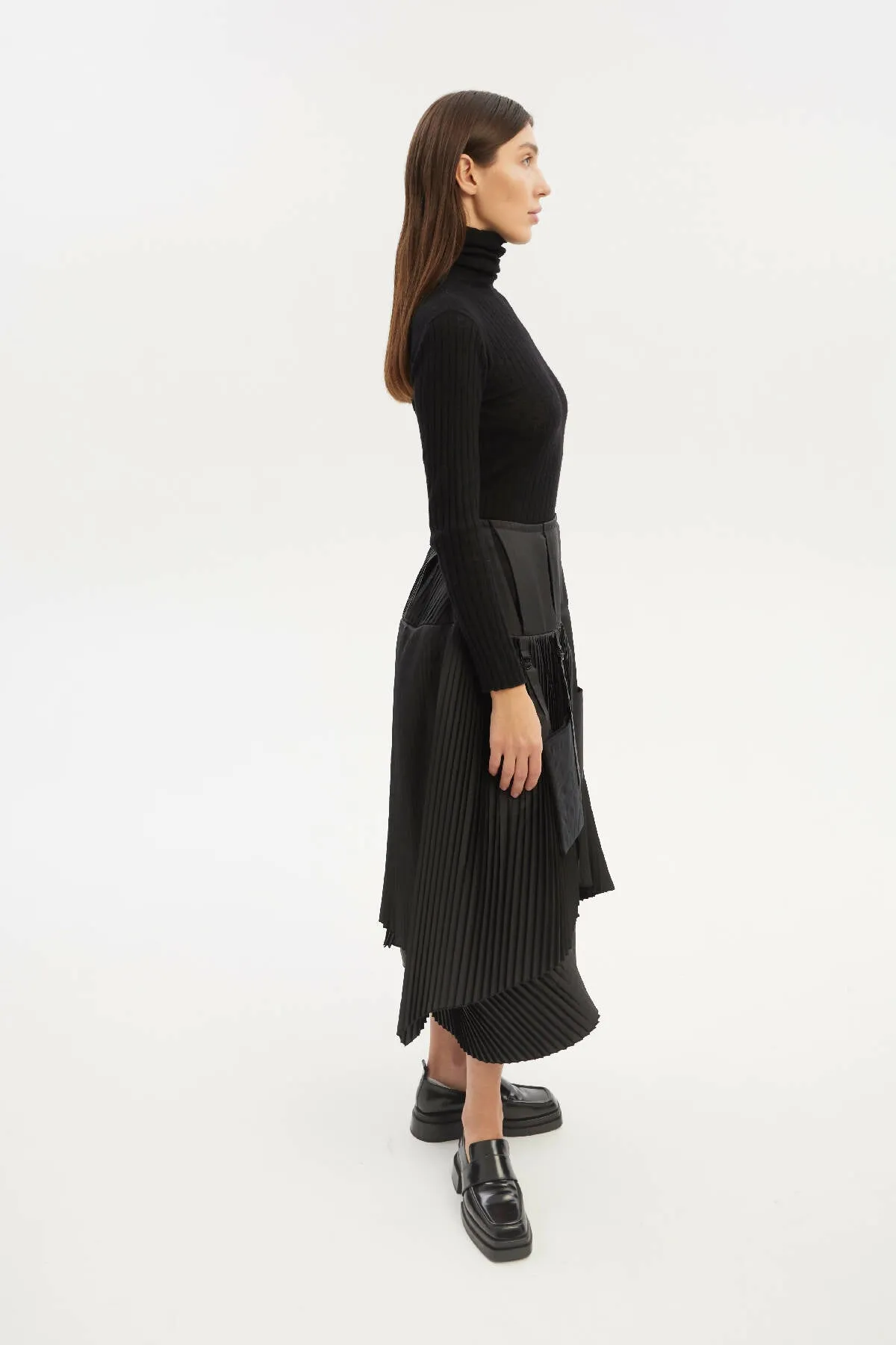 Asymmetric A-Line Midi Skirt With Layered Pleated Parts and Detachable Pockets