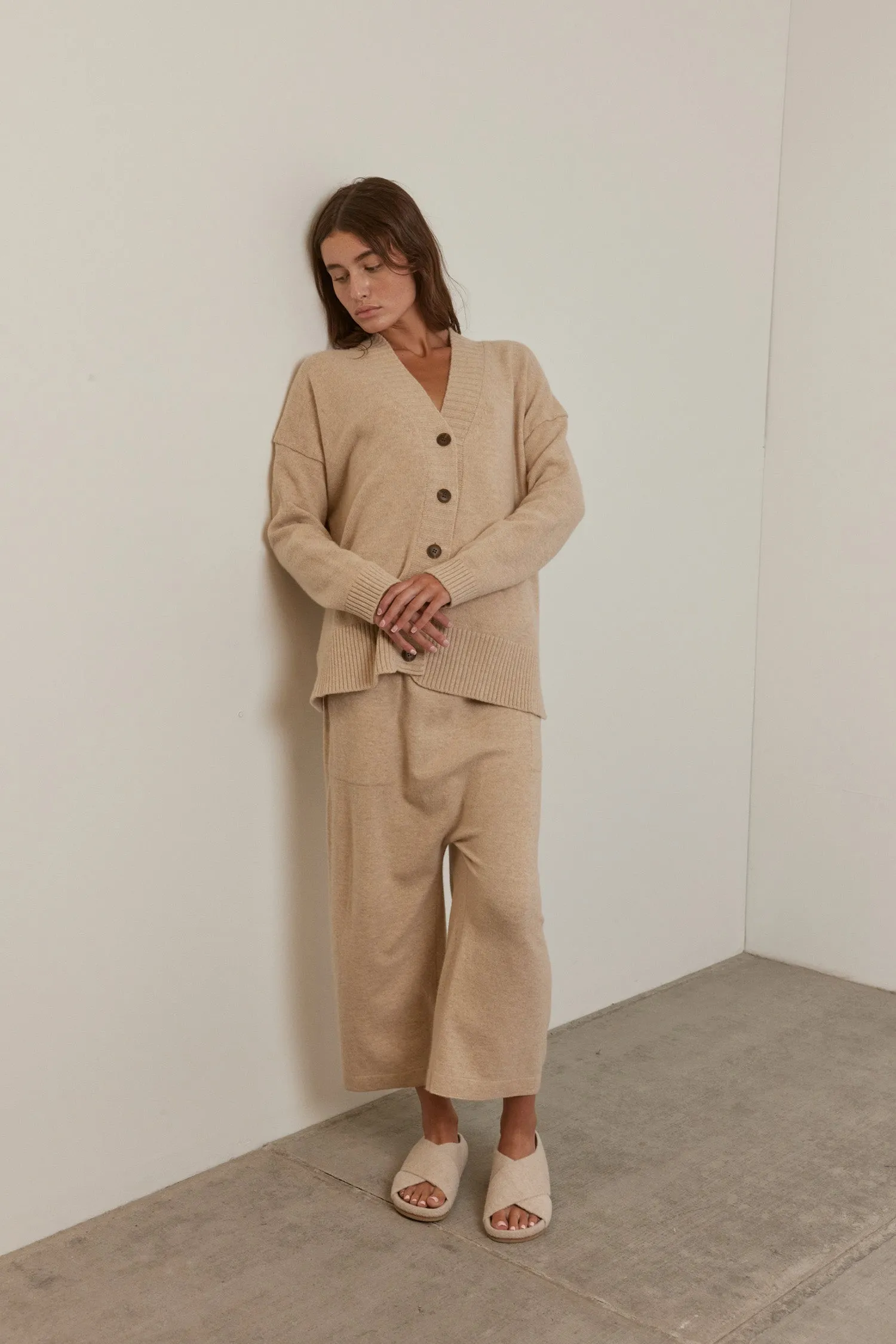 Cashmere wool blended sweater cardigan