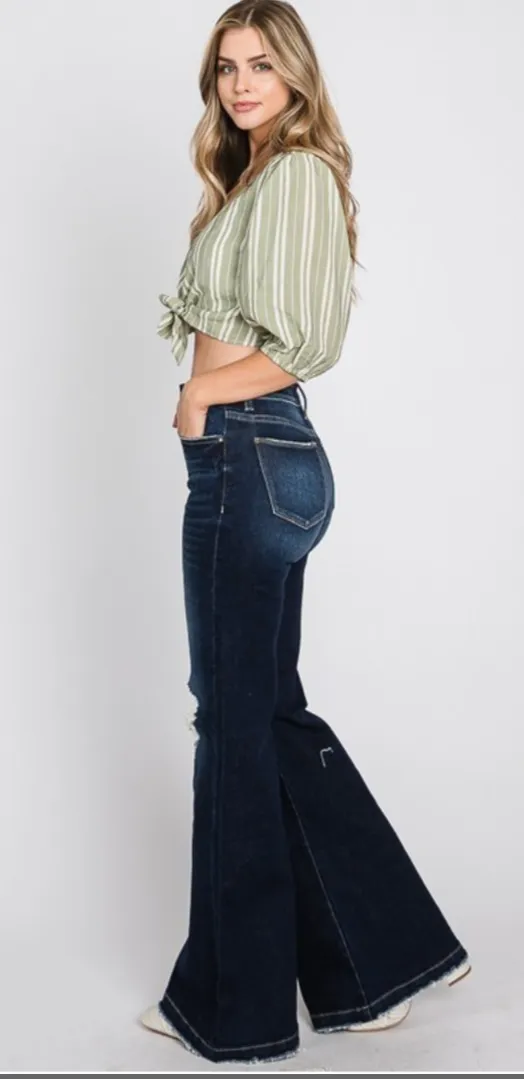 Destroyed Super High Rise 70's Inspired Flares - Dark