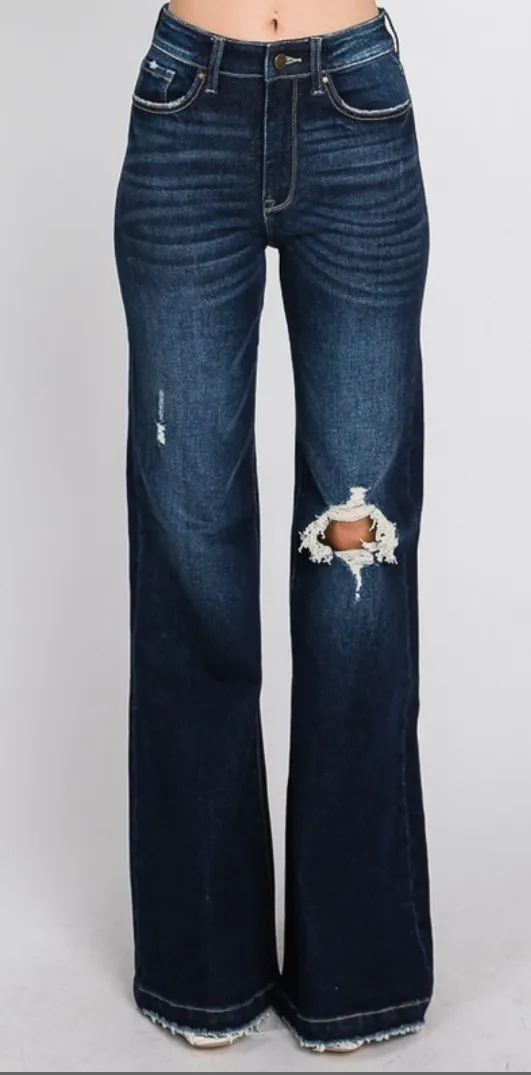 Destroyed Super High Rise 70's Inspired Flares - Dark