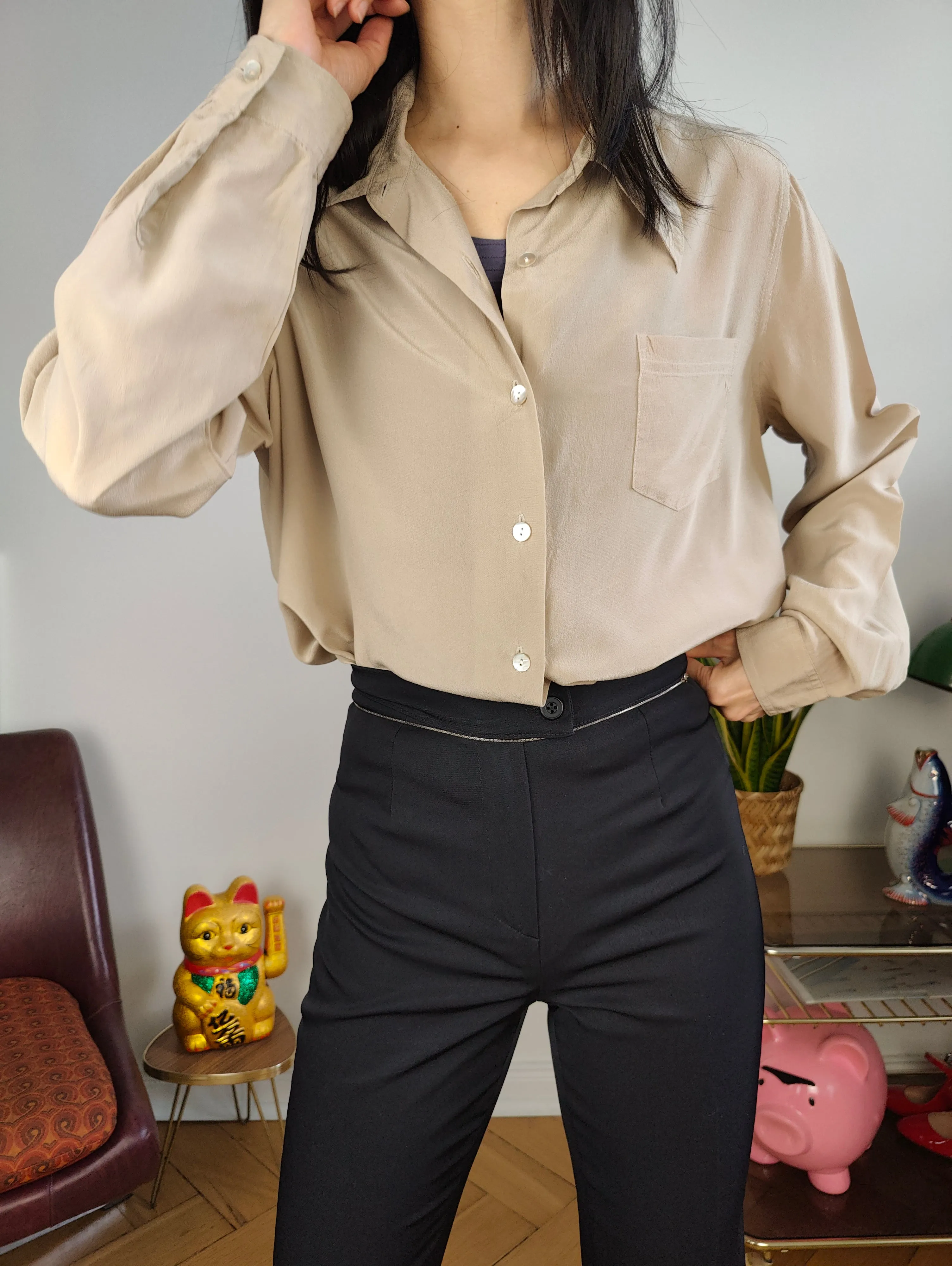 Vintage 100% silk blouse beige long sleeve button up plain shirt S