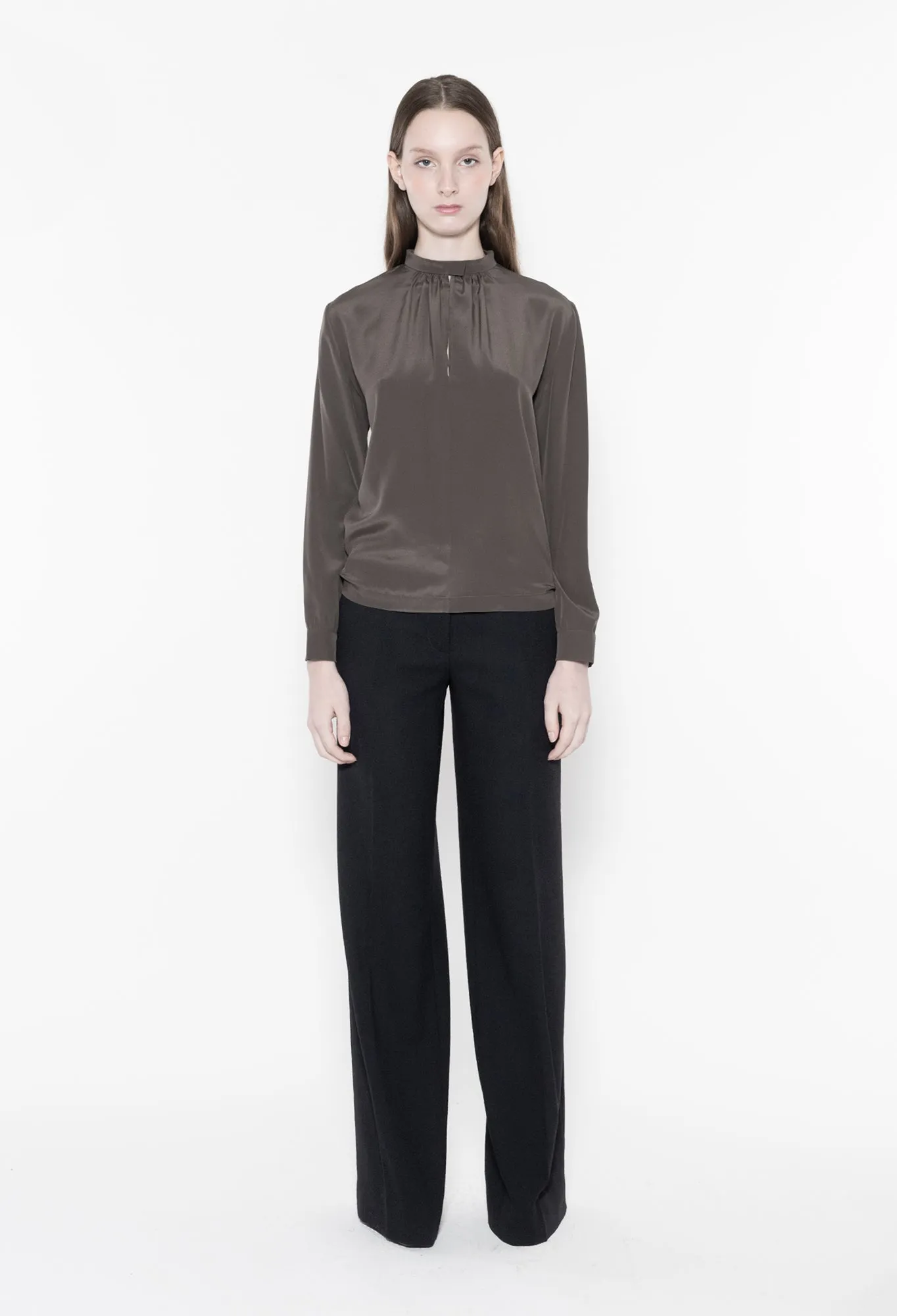 VIOLA - Crepe de Chine Silk Blouse in Moss